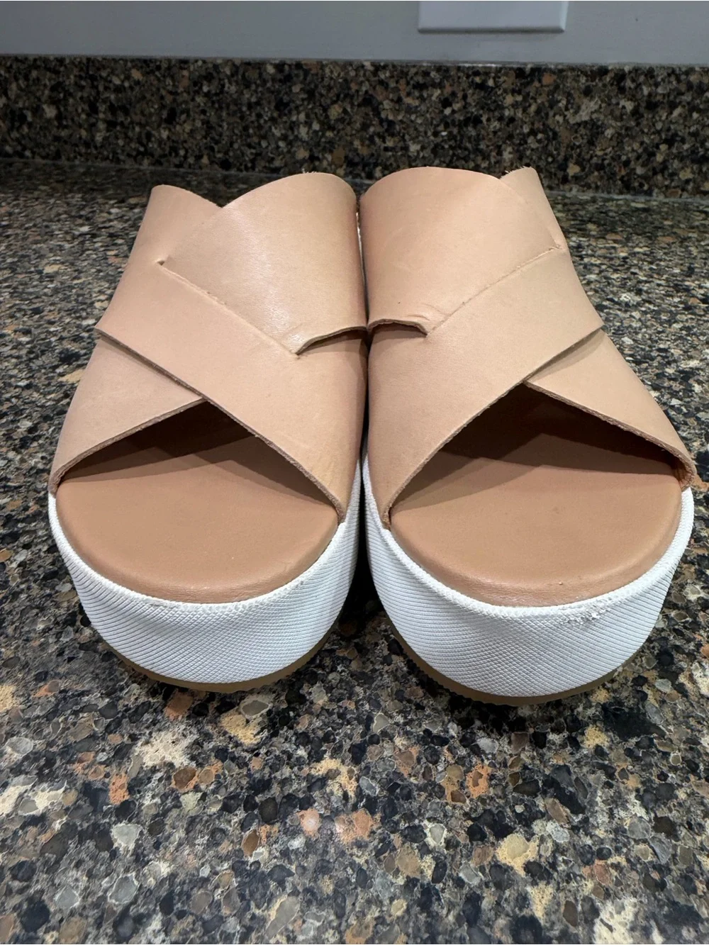 Sorel tan leather